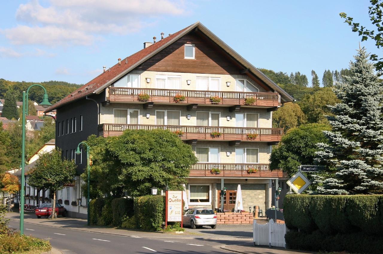 Gasthaus Zur Quelle Bad Marienberg Exterior photo